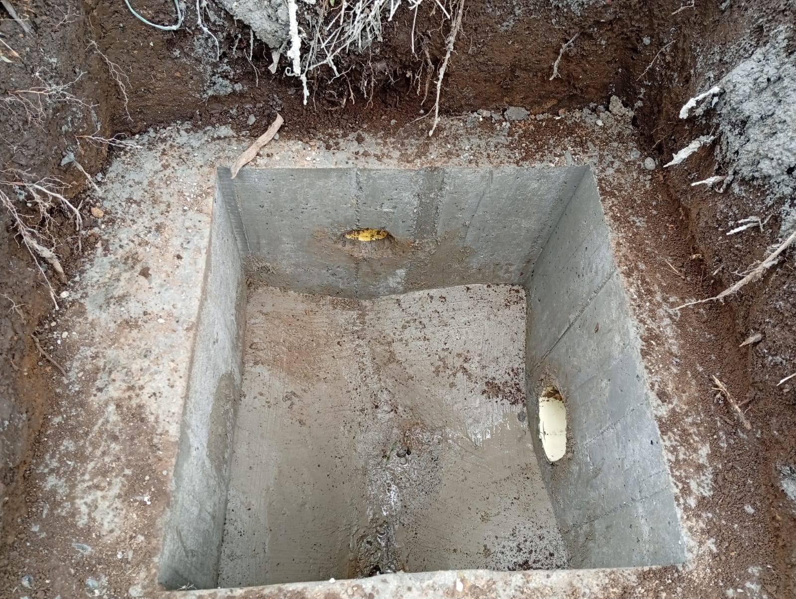 Tapa de inspección obra Belalcazar